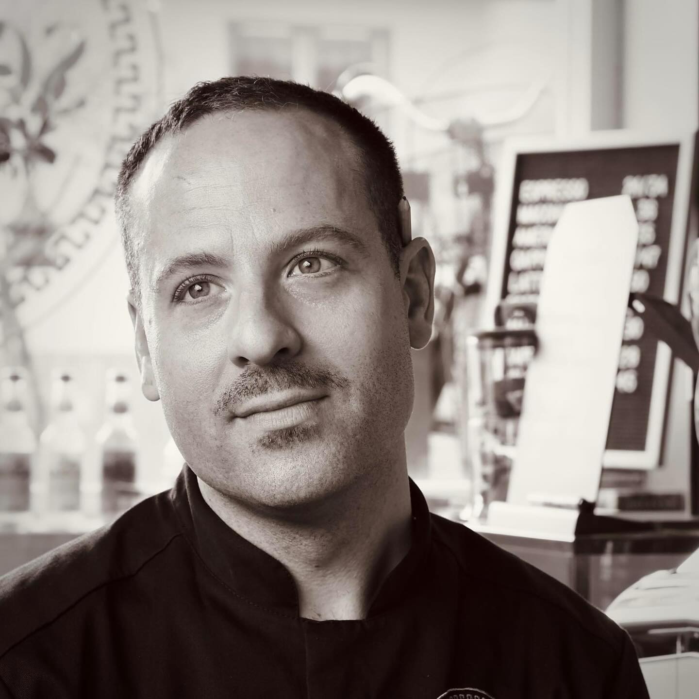 Michel - Grundare av Caffè Sospeso